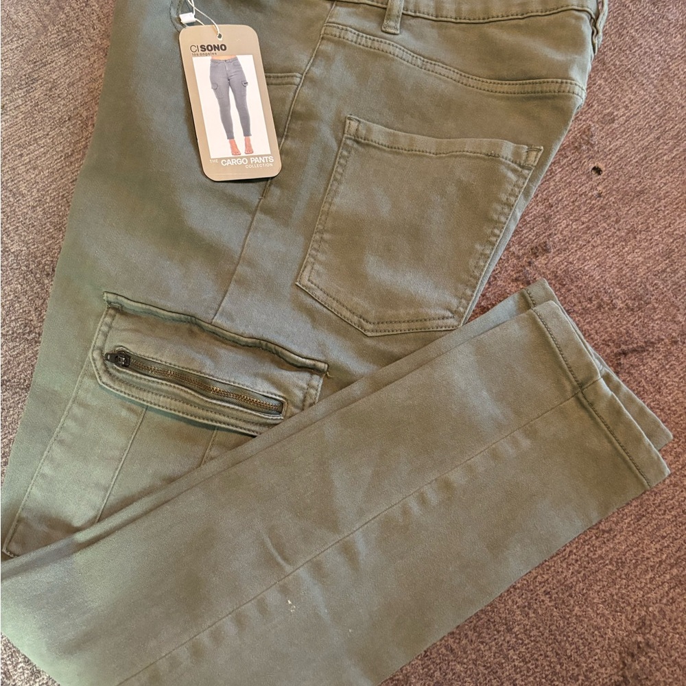 Chic Olive Cargo Pants